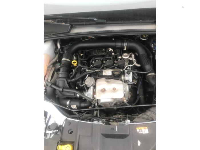Ford Focus 3 Wagon 1.0 Ti-VCT EcoBoost 12V 100 Sloopvoertuig (2016, Wit)