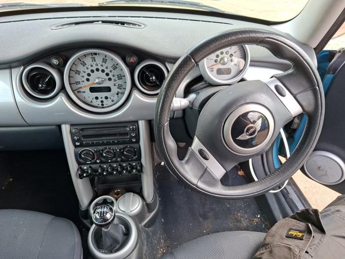 Mini Mini One/Cooper 1.6 16V Cooper Sloopvoertuig (2004, Licht, Blauw)