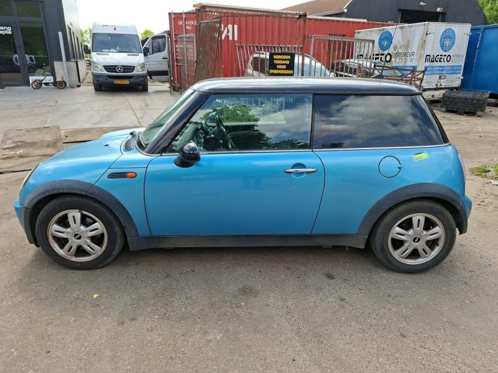 Mini Mini One/Cooper 1.6 16V Cooper Sloopvoertuig (2004, Licht, Blauw)