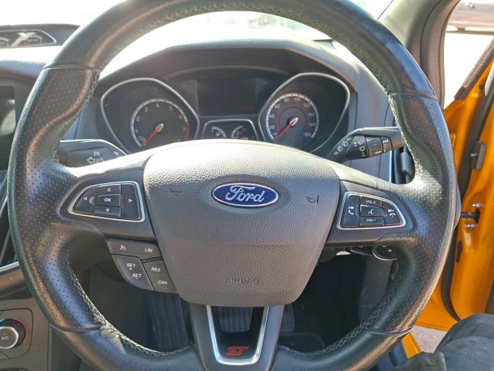 Ford Focus 3 ST 2.0 ST EcoBoost 16V Sloopvoertuig (2017, Geel)