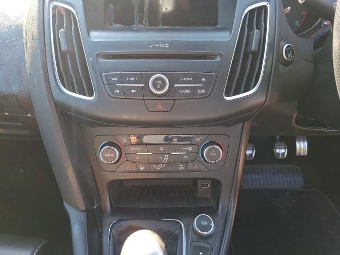 Ford Focus 3 ST 2.0 ST EcoBoost 16V Sloopvoertuig (2017, Geel)