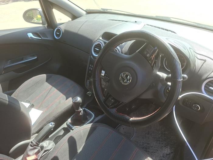 Opel Corsa D 1.2 16V ecoFLEX Bi-Fuel Sloopvoertuig (2013, Zwart)