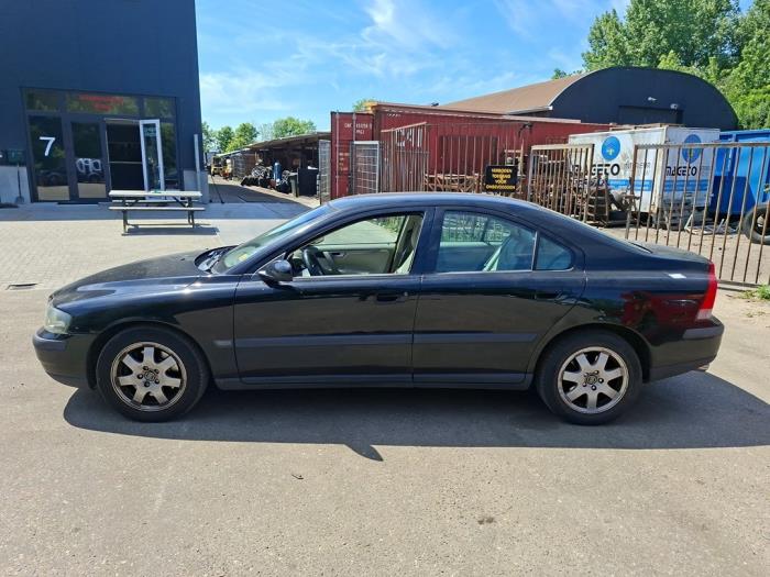 Volvo S60 I 2.0 T 20V Sloopvoertuig (2004, Zwart)
