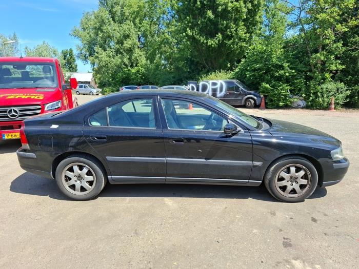 Volvo S60 I 2.0 T 20V Sloopvoertuig (2004, Zwart)