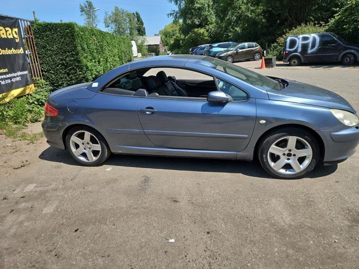 Peugeot 307 CC 2.0 16V Sloopvoertuig (2004, Grijs)