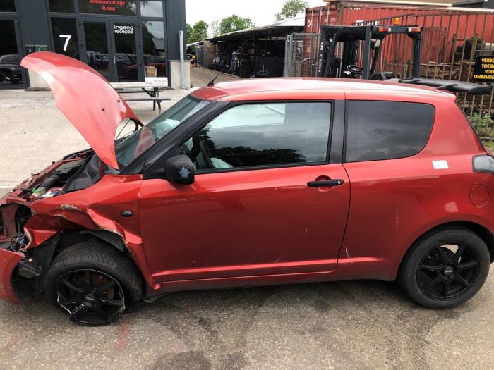 Suzuki Swift 1.3 VVT 16V Sloopvoertuig (2008, Oranje)
