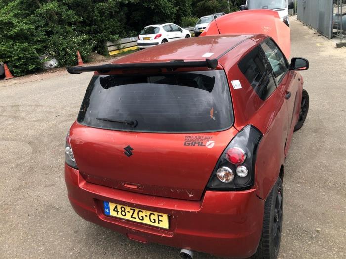 Suzuki Swift 1.3 VVT 16V Sloopvoertuig (2008, Oranje)
