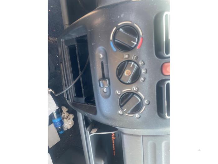 Suzuki Wagon-R+ 1.3 16V Sloopvoertuig (2001, Blauw)