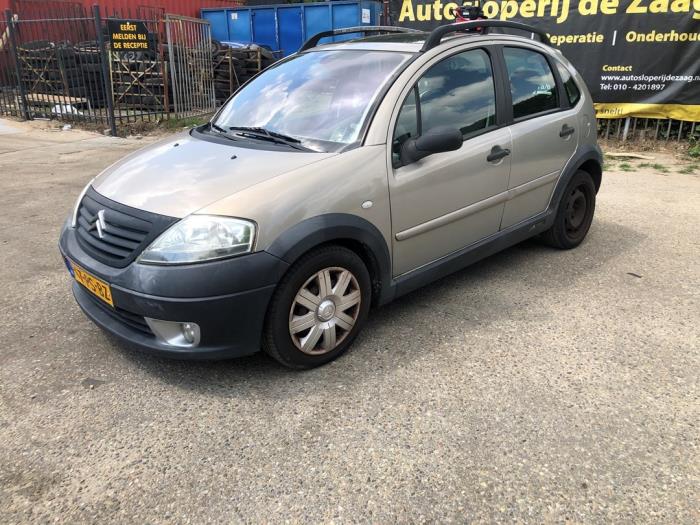 Citroen C3 1.6 16V Sloopvoertuig (2004, Beige)