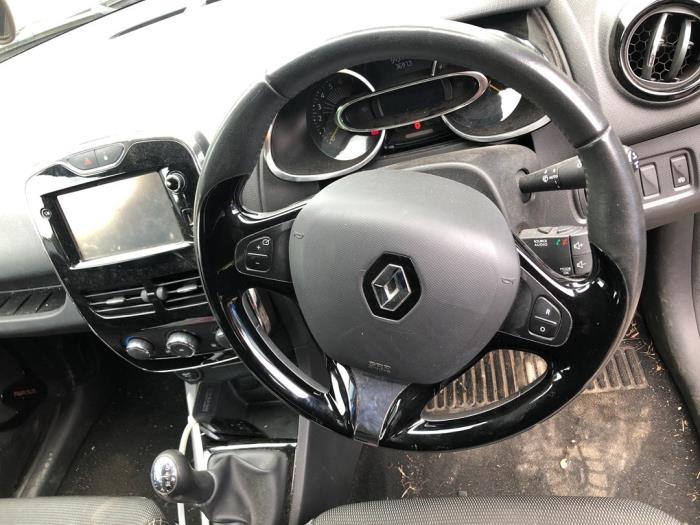 Renault Clio IV Estate/Grandtour 0.9 Energy TCE 12V Sloopvoertuig (2014, Licht, Grijs)