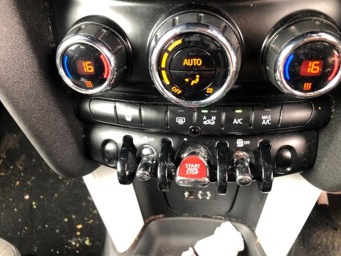 Mini Mini 1.5 12V Cooper Sloopvoertuig (2015, Zwart)