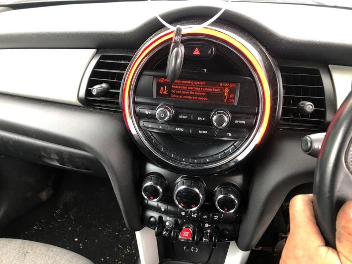 Mini Mini 1.5 12V Cooper Sloopvoertuig (2015, Zwart)