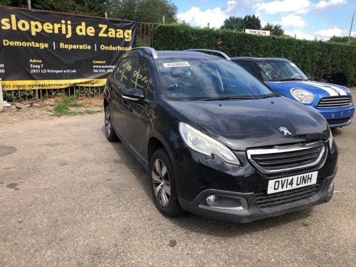 Peugeot 2008 1.2 Vti 12V PureTech 82 Sloopvoertuig (2015, Zwart)