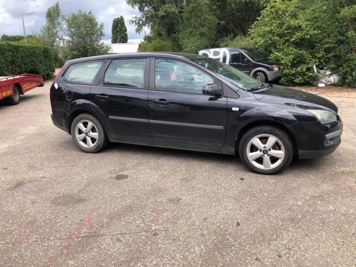 Ford Focus 2 Wagon 1.6 16V Sloopvoertuig (2007, Zwart)