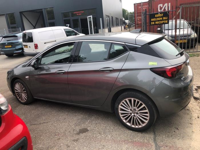 Opel Astra K 1.6 CDTI 110 16V Sloopvoertuig (2018, Donker, Grijs)
