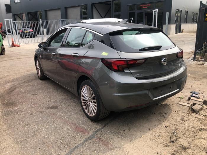 Opel Astra K 1.6 CDTI 110 16V Sloopvoertuig (2018, Donker, Grijs)