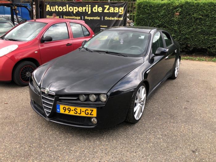 Alfa Romeo 159 1.9 JTS 16V Sloopvoertuig (2006, Zwart)