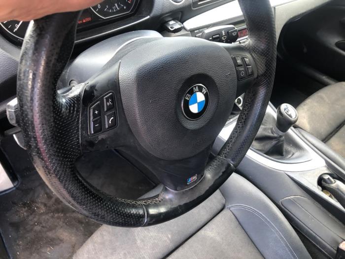BMW 1 serie 118i 16V Sloopvoertuig (2010, Zwart)