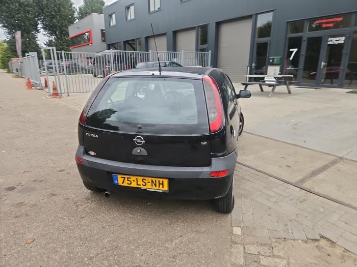Opel Corsa C 1.2 16V Sloopvoertuig (2003, Zwart)