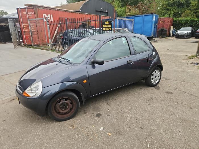 Ford Ka I 1.3i Sloopvoertuig (2008, Grijs)