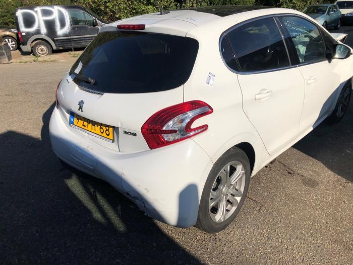 Peugeot 208 I 1.2 Vti 12V PureTech 82 Sloopvoertuig (2015, Wit)