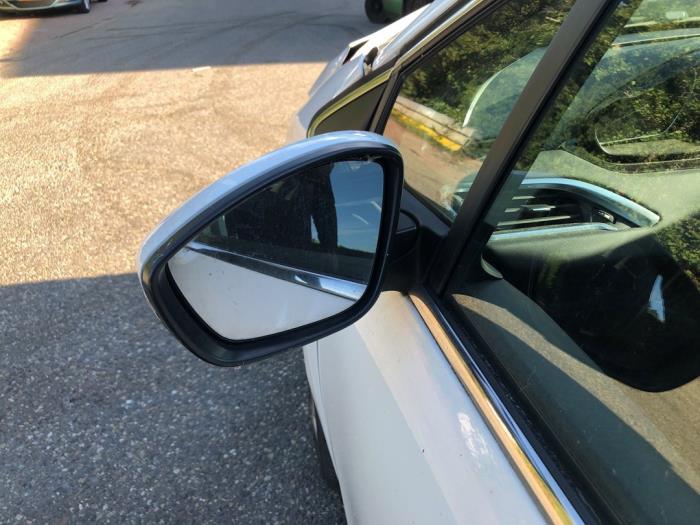 Peugeot 208 I 1.2 Vti 12V PureTech 82 Sloopvoertuig (2015, Wit)