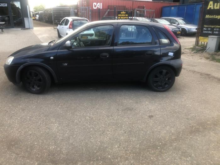 Opel Corsa C 1.2 16V Sloopvoertuig (2003, Zwart)