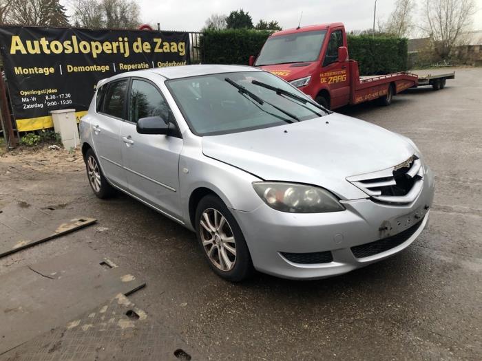 Mazda 3 Sport 1.6i 16V Sloopvoertuig (2005, Grijs)