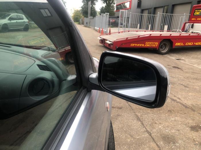 Daihatsu Sirion 2 1.3 16V DVVT Sloopvoertuig (2006, Grijs)