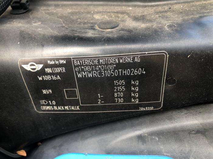 Mini Mini One/Cooper 1.6 16V Cooper Sloopvoertuig (2003, Zwart)