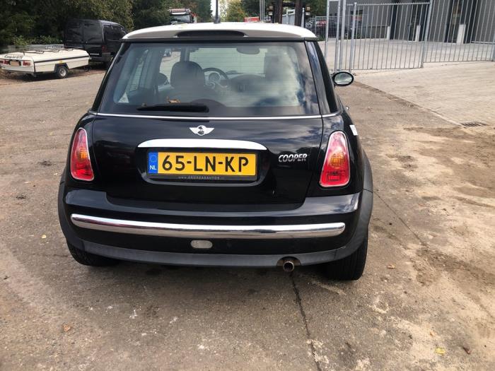 Mini Mini One/Cooper 1.6 16V Cooper Sloopvoertuig (2003, Zwart)