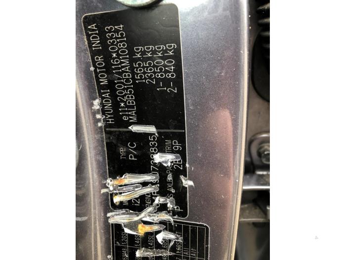 Hyundai i20 1.4i 16V Sloopvoertuig (2010, Grijs)