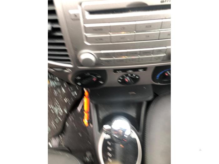 Hyundai i20 1.4i 16V Sloopvoertuig (2010, Grijs)