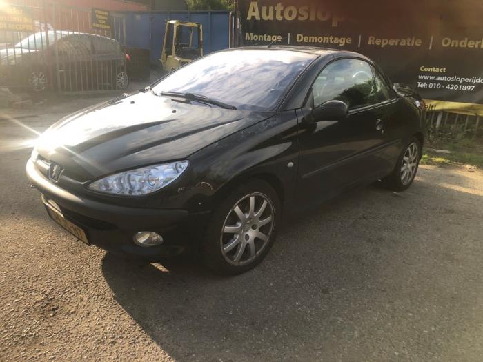 Peugeot 206 CC 1.6 16V Sloopvoertuig (2002, Zwart)