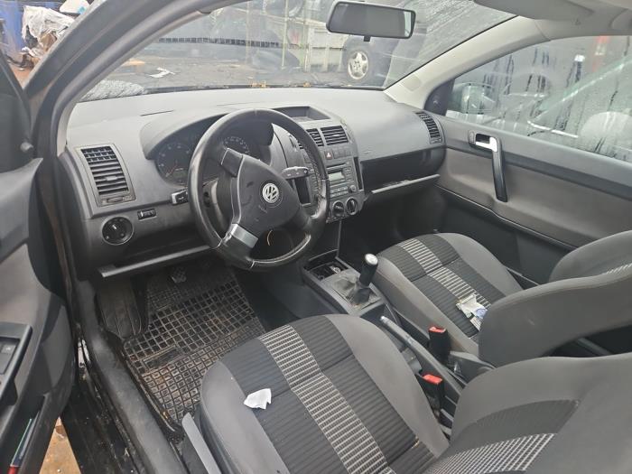 Volkswagen Polo IV 1.2 Sloopvoertuig (2006, Zwart)