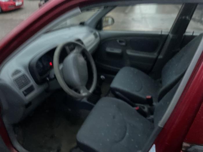 Suzuki Alto 1.1 16V Sloopvoertuig (2004, Rood)