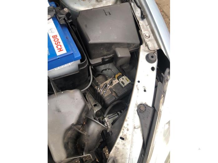 Peugeot 206 1.4 16V Sloopvoertuig (2003, Grijs)