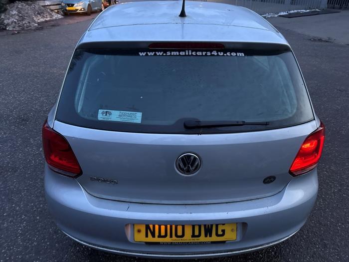 Volkswagen Polo V 1.2 12V Sloopvoertuig (2010, Zilvergrijs)