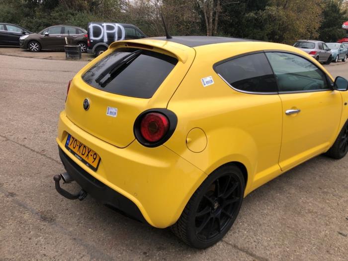Alfa Romeo MiTo 1.6 JTDm 16V Sloopvoertuig (2009, Geel)