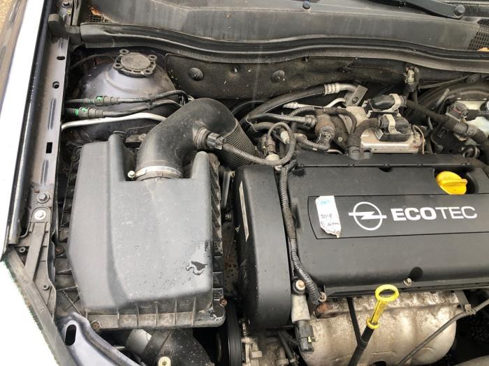 Opel Astra H SW 1.6 16V Twinport Sloopvoertuig (2008, Grijs)