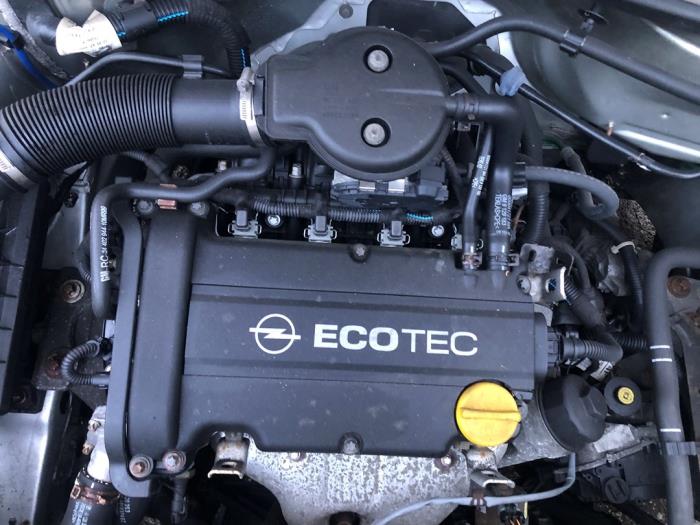 Opel Corsa C 1.2 16V Sloopvoertuig (2003, Grijs)