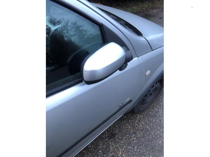 Opel Corsa C 1.2 16V Sloopvoertuig (2003, Grijs)