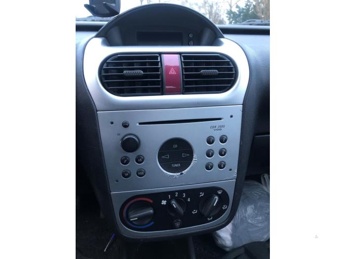 Opel Corsa C 1.2 16V Sloopvoertuig (2003, Grijs)