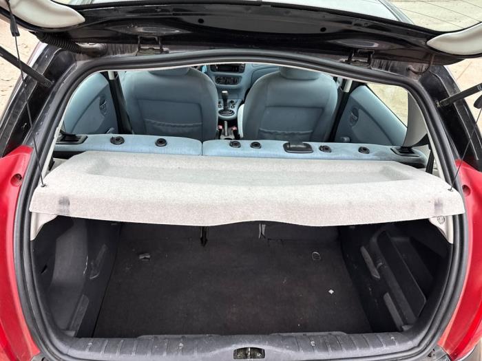 Citroen C3 1.1 Sloopvoertuig (2003, Zwart)