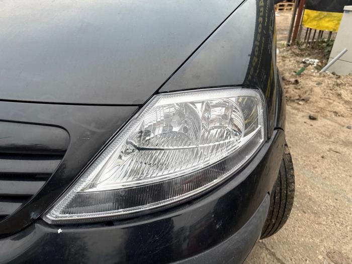 Citroen C3 1.1 Sloopvoertuig (2003, Zwart)