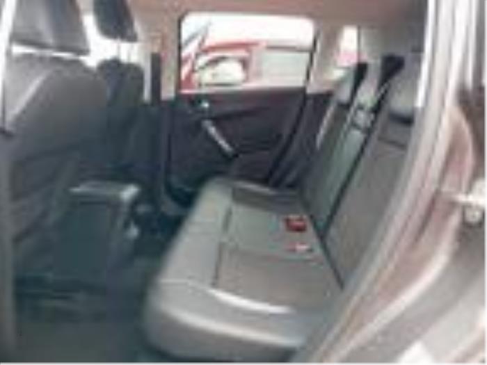 Peugeot 2008 1.2 Vti 12V PureTech 82 Sloopvoertuig (2015, Grijs)