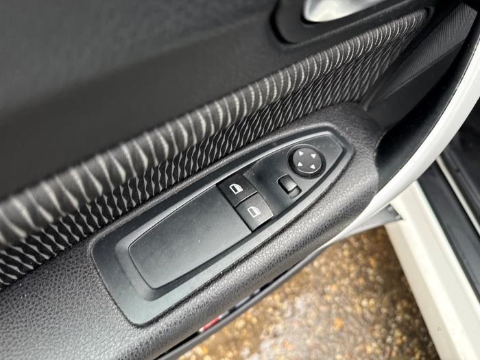 BMW 1 serie 116i 1.6 16V Sloopvoertuig (2014, Wit)