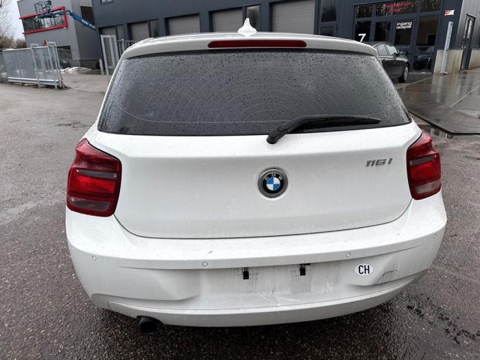 BMW 1 serie 116i 1.6 16V Sloopvoertuig (2014, Wit)