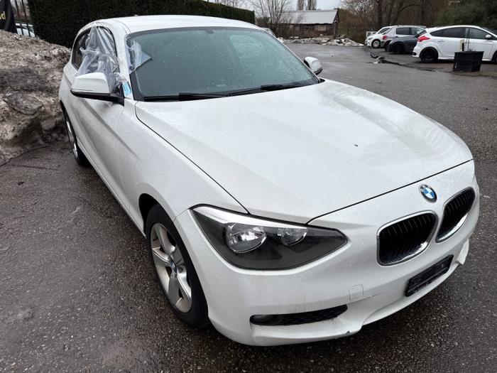 BMW 1 serie 116i 1.6 16V Sloopvoertuig (2014, Wit)