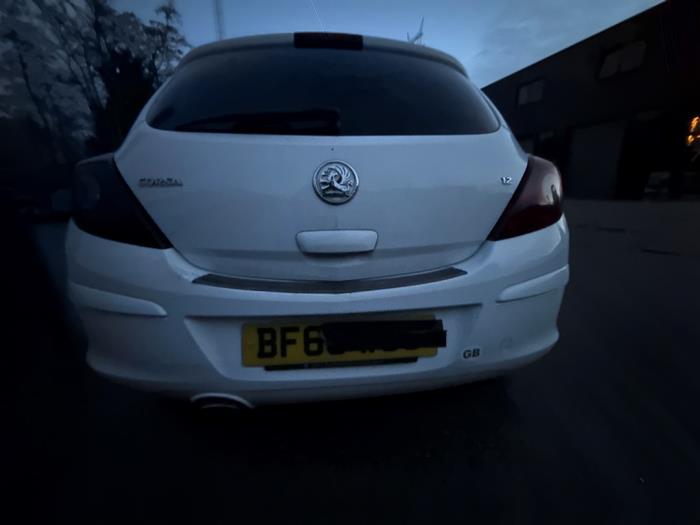Opel Corsa D 1.2 16V LPG Sloopvoertuig (2012, Wit)